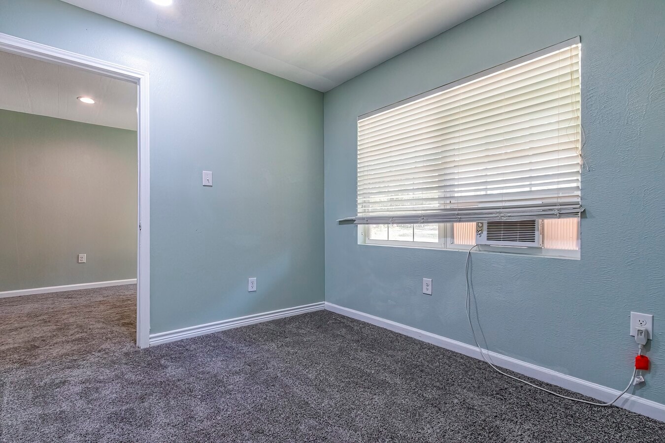 Photo - 229 Bishop St Unidad 2