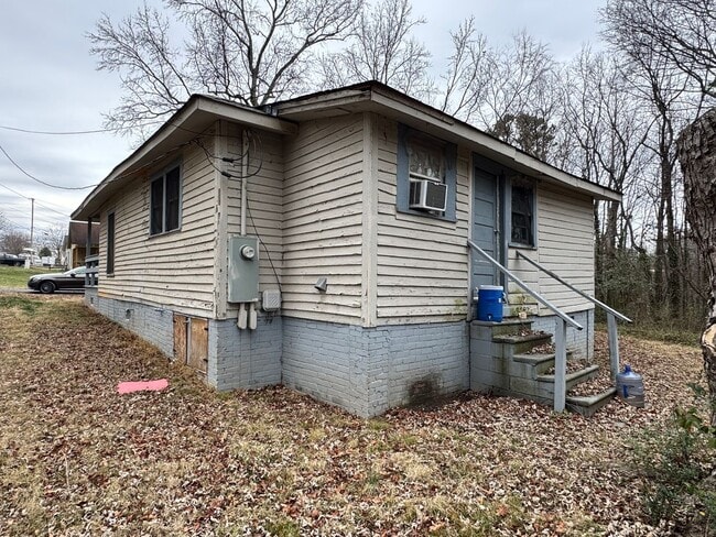 Photo - Single Family in Kings Mountain, NC