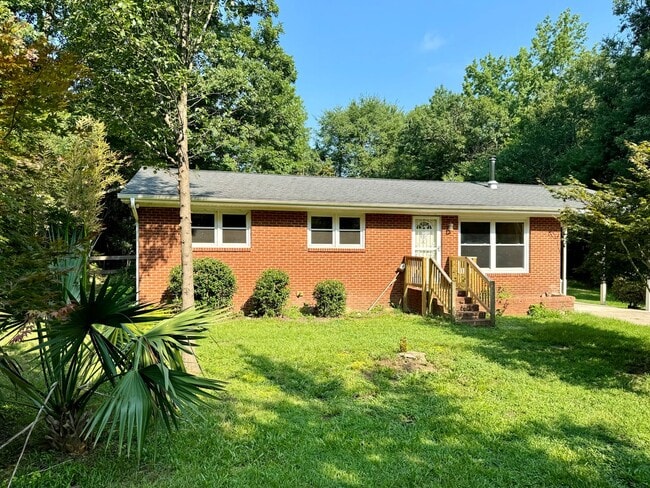 Photo - 1608 Riverview Rd House