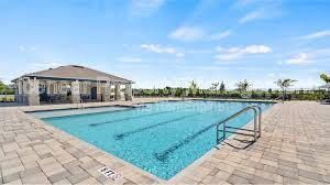 Photo - 644 Reggie Rd