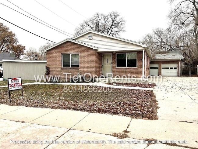 Photo - This property offers a NO DEPOSIT option available for qualified renters! Unidad A