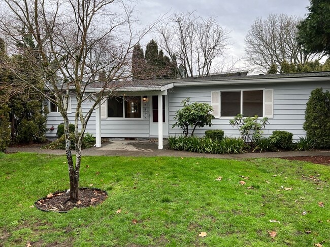Photo - Cozy Updated 3 Bedroom Happy Valley Unit