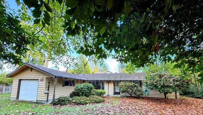 Building Photo - 3100 Armstrong Ln NE