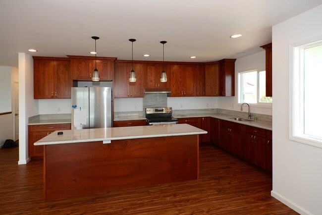 Photo - 1182 Palekaiko St Unit 3 Bedromm
