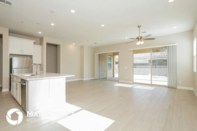 Photo - 14066 W Desert Flower Dr