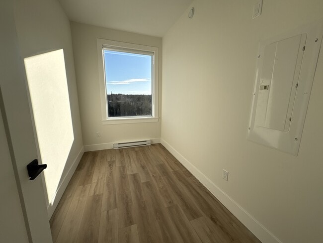 Photo - 1035 Melanson Rd Unité 610