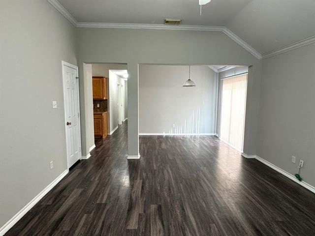 Photo - 507 Maple St