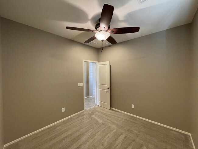 Photo - 22507 E Creosote Dr