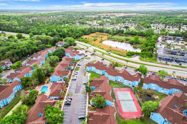 Photo - 2731 N Poinciana Blvd Unidad 114