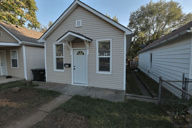 Photo - 621 Kiowa St House