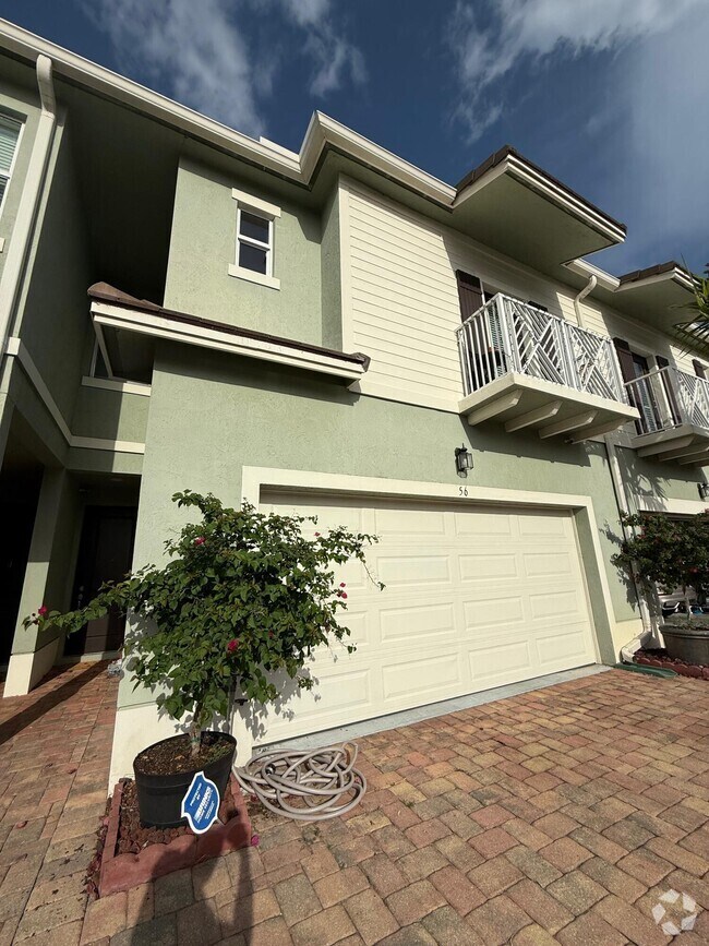Building Photo - 56 Sabal Ct Rental