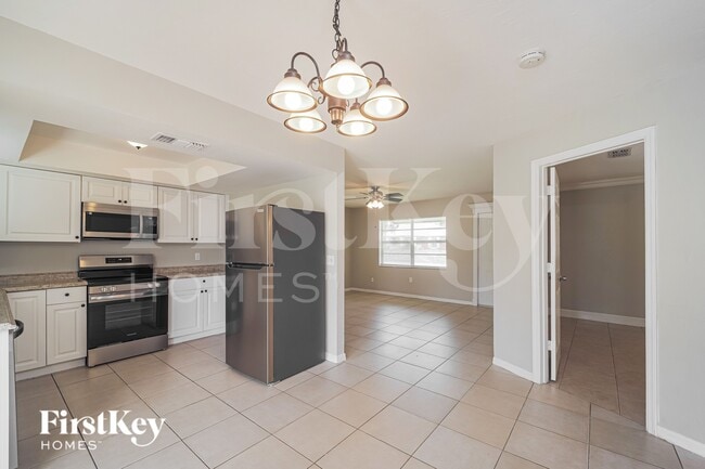 Photo - 4311 5th St W