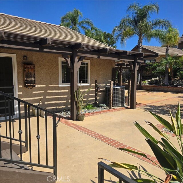 7134 Dos Rios Dr