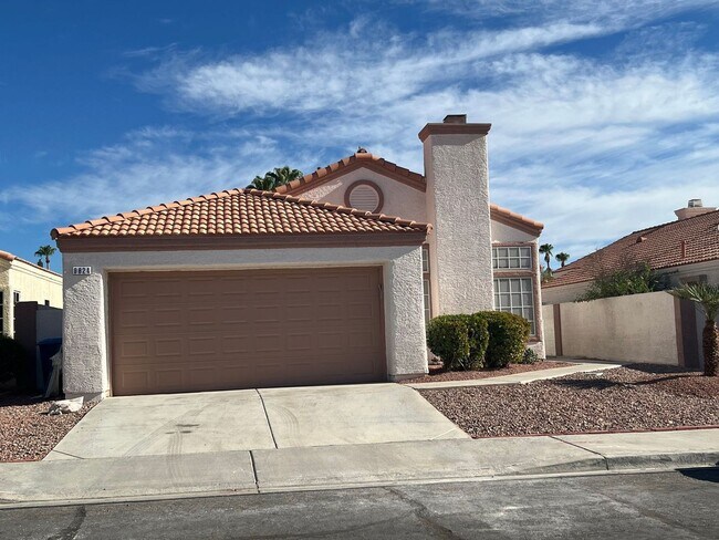 Photo - 9824 Cross Creek Way