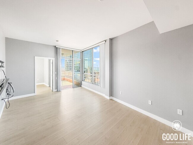 Photo - Downtown Luxury Living with AMAZING Petco ... Unit 1006