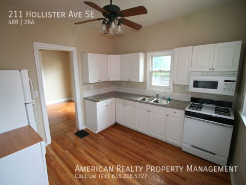 Photo - 211 Hollister Ave SE