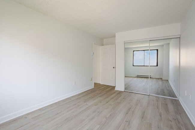 Photo - La Framboise Apartments