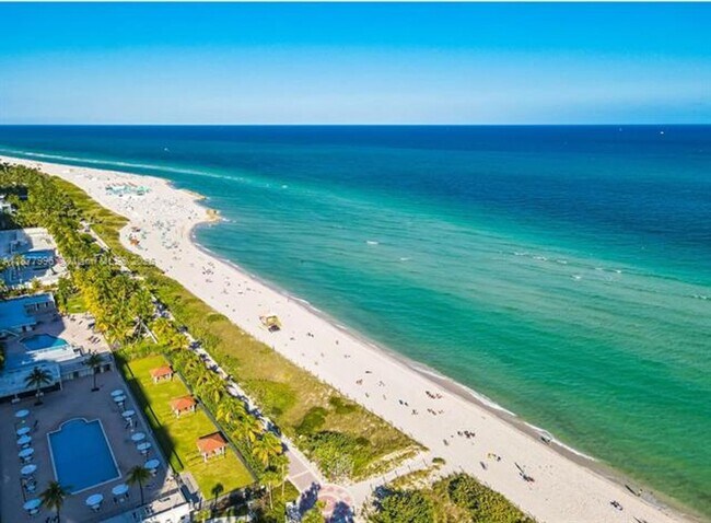 Photo - 2555 Collins Ave Unit 2555 Collins Ave appt 2200