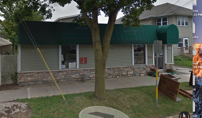 Photo - 2645 Milwaukee St