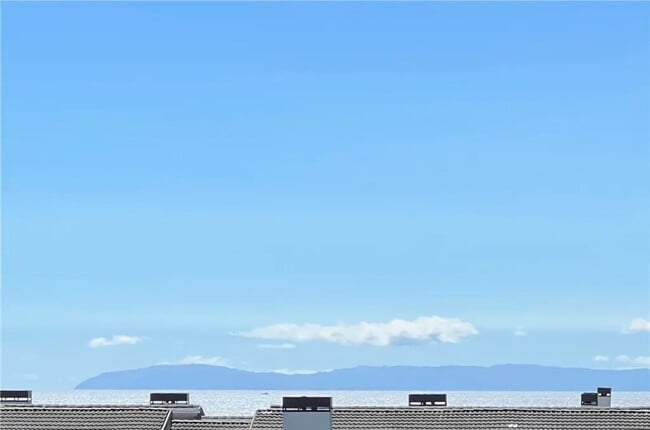 Photo - 260 Cagney Ln