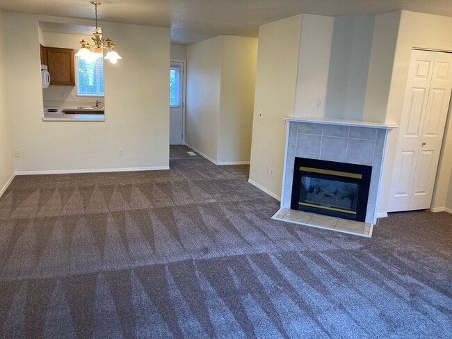 Photo - Two Bedroom Duplex in South Salem, Landscaping Included! Unit 5442