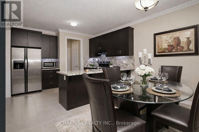 Photo - 483 Pozbou Cres