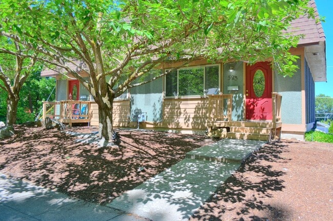 Building Photo - 521/523 E 11th Avenue Duplex Unit 523 E 11th Avenue