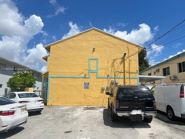 Building Photo - 1613 NW 16th St Unit A Rental