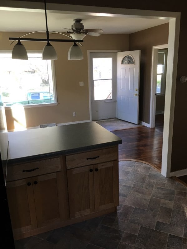 Photo - 1100 Elizabeth Ave SE