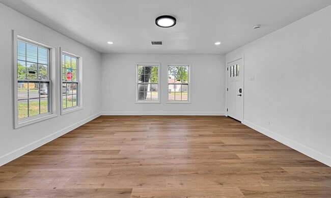 Photo - Newly Remodeled 2BD 1BA Home in Waco