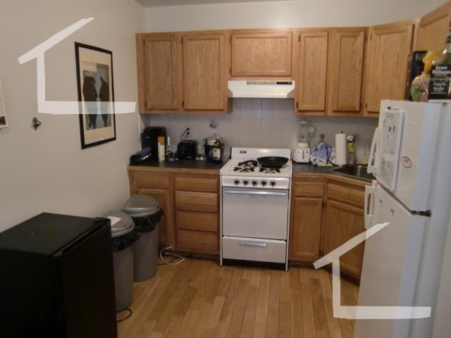 Photo - 4 Vinal St Apartments