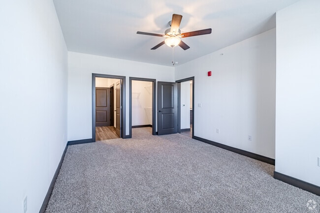 1BR, 1BA - 740SF - Bedroom - GreenBerry Apartments