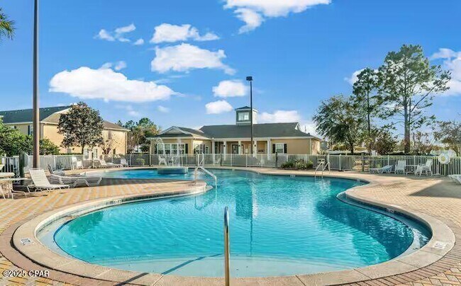 Photo - 506 Lighthouse Rd