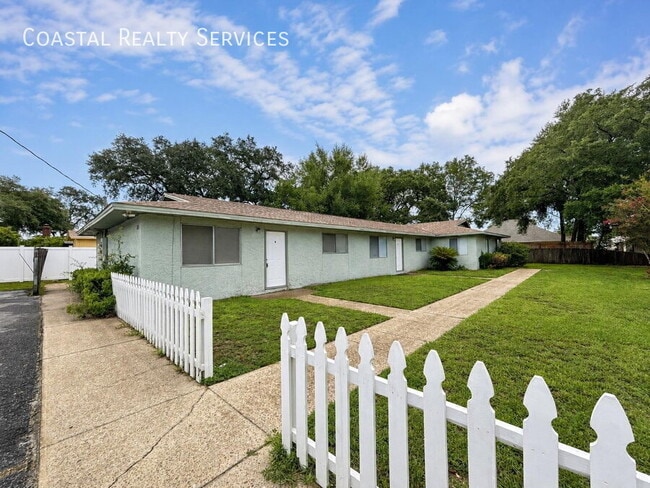 Photo - 322 Pelham Rd