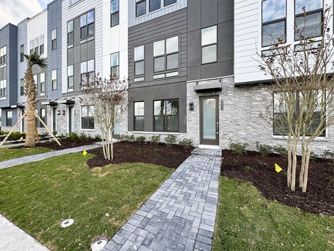 Photo - 2046 Packing District Wy