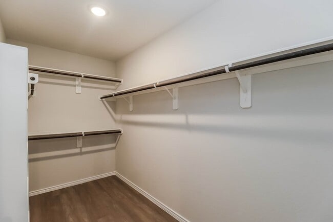Building Photo - 25019 Aconite Ln