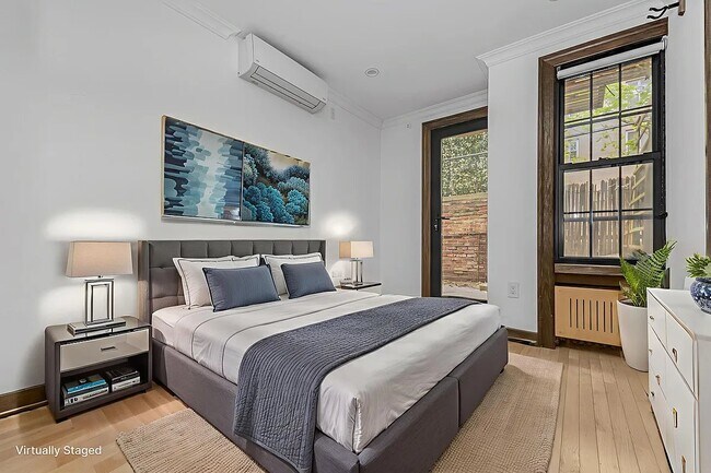 Photo - 121 E 37th St Unit 1C