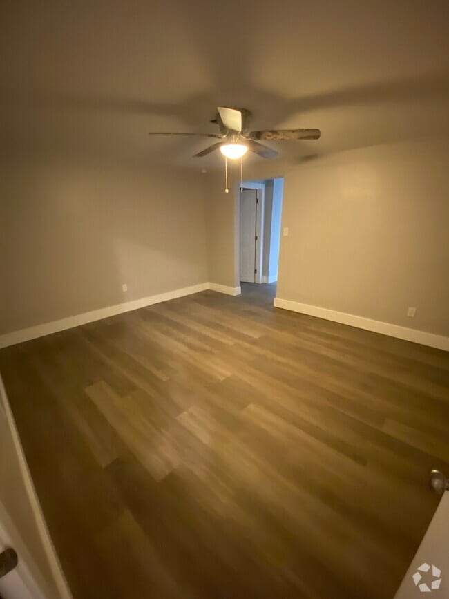 Building Photo - 206 S 3rd Ave Unit 4 Rental