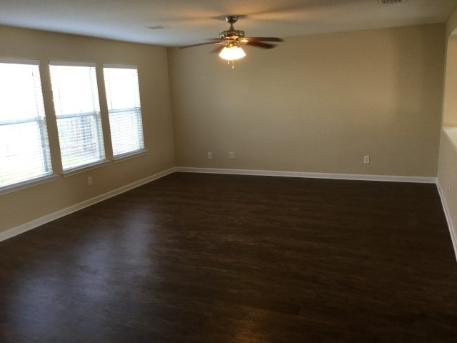 Photo - 7522 Drake Cyn