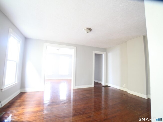 Photo - 36 Cassius St