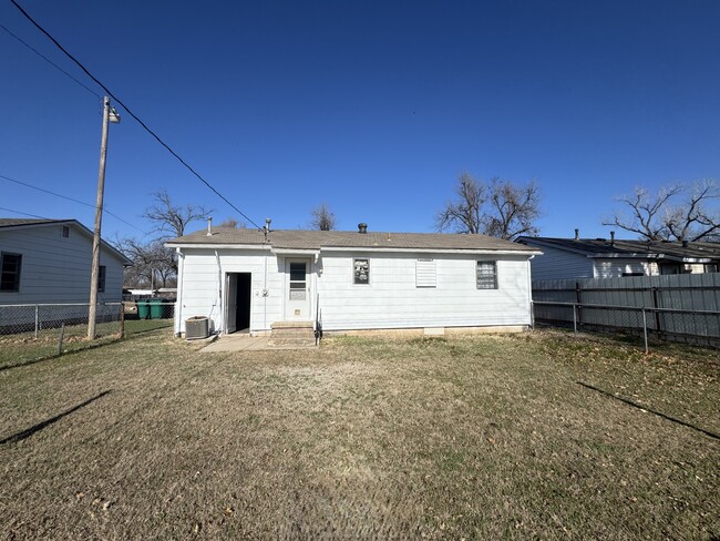 Photo - 3340 SW 23rd St