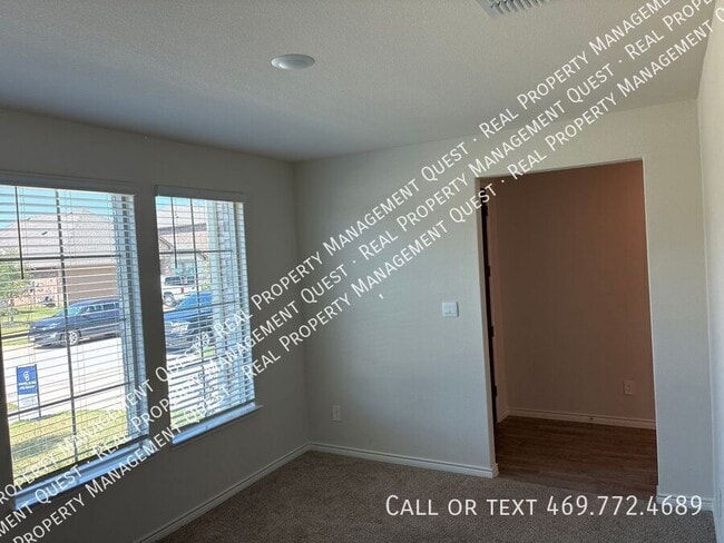 Photo - 8164 Trudy Ln