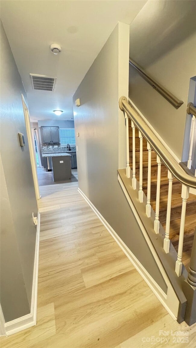 Photo - 1705 Starling Ct