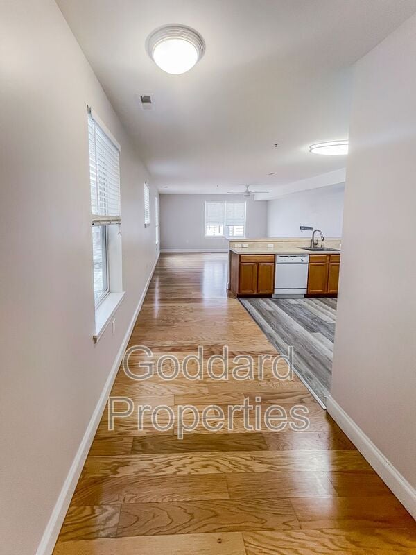 Photo - 2205 N Charles St Unidad 3A