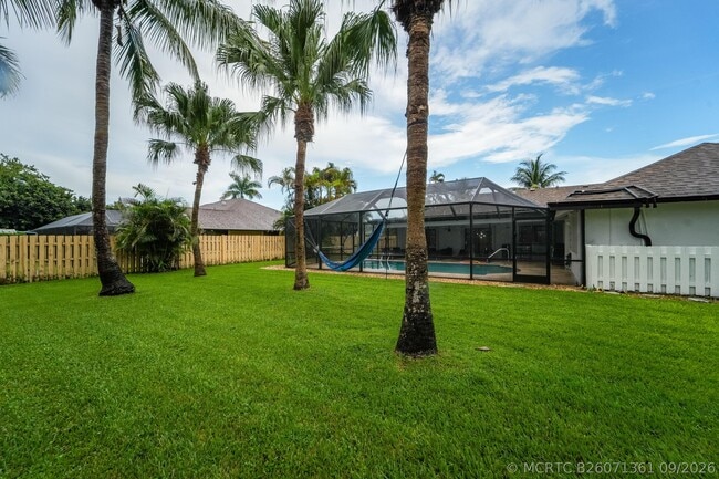 Photo - 301 Knotty Wood Ln