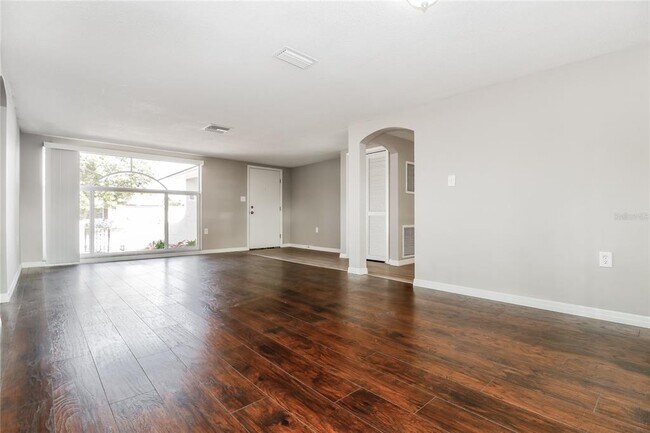 Photo - 9025 Collage Ln