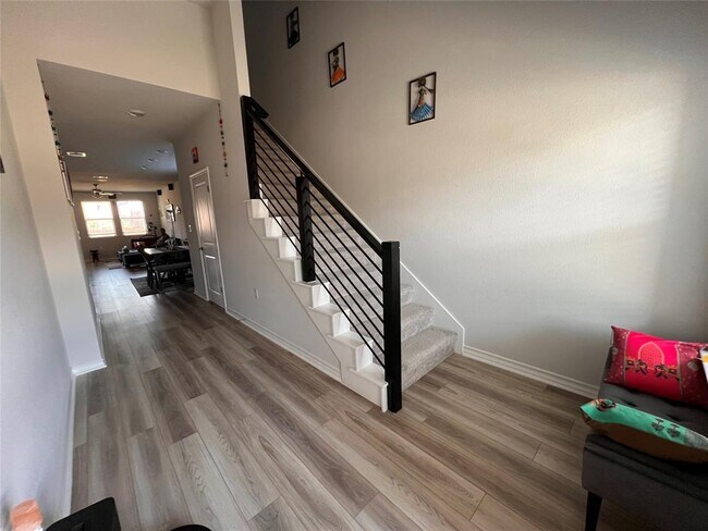 Photo - 1610 Purple Martin Dr