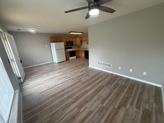 Photo - NEWLY RENOVATED: 2BR/1BA Duplex Homes in Hallsville, MO Unit Elaine - Hallsville-110 D