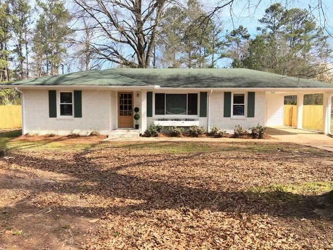 Renovated Farmhouse Inspired Brick Ranch - Renovated Farmhouse Inspired Brick Ranch