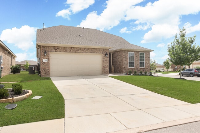 Photo - 3713 Denison Dam